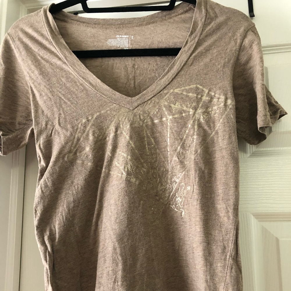 Old Navy Graphic T shirt -Size Small